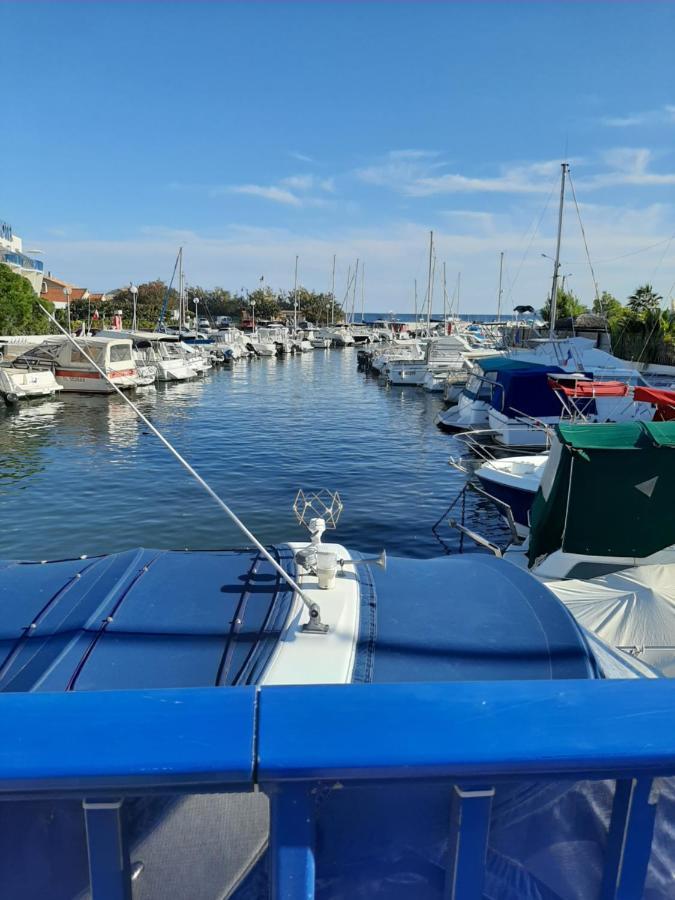 Les Iles D'Or Au Port De Hyeres Grand Studio Climatise Exterior photo